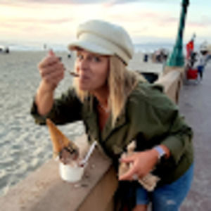 Meet your Posher, Kelly